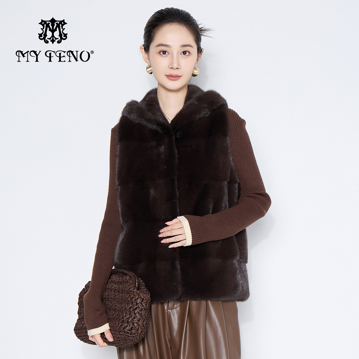 马天奴灰色连帽水貂毛皮草马甲