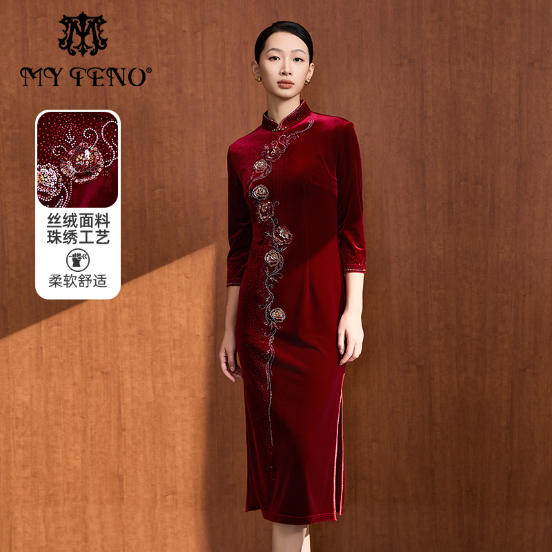 马天奴红色丝绒钉珠绣花旗袍裙