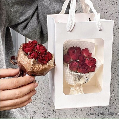 三八妇女节送女神礼物惊喜花束