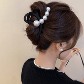 挺能抓 丝绒抓夹女2024新款 珍珠气质发夹后脑勺鲨鱼夹高级感头饰