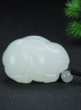 新疆和田玉籽料生肖兔手把件白玉