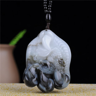天然和田玉青花玉鹰爪鱼吊坠男生抓住机遇玉鹰抓鲤鱼玉佩挂件
