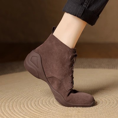 巨好穿显脚小短靴女2025新款秋冬坡跟高跟鞋系带软皮英伦风马丁靴