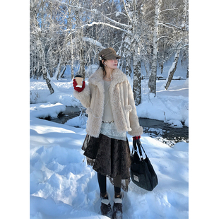 MOWENTI文文婷 复古咖色丝绒半身裙不规则流苏裙摆秋冬高腰伞裙女