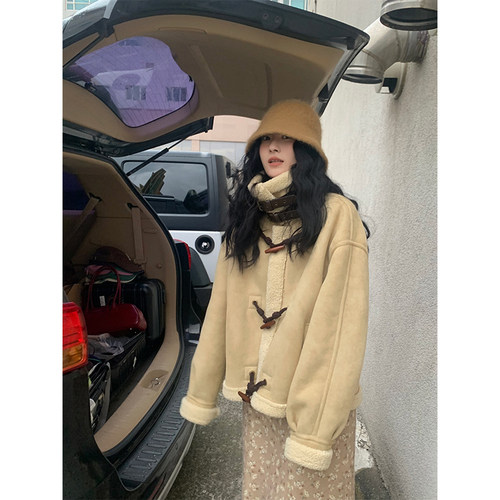 MOWENTI文文婷【12/09 20:00PM】牛角扣立领皮毛一体加厚上衣女冬