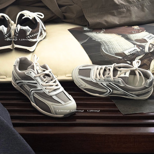 林阿一「大鱼尾~」德训鞋女秋新款阿甘鞋增高透气运动休闲赛车鞋