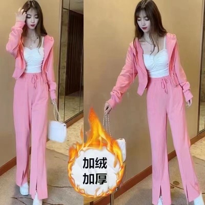 运动套装女秋冬季外穿小个子修身时尚加绒加厚婴儿绒炸街三件套潮