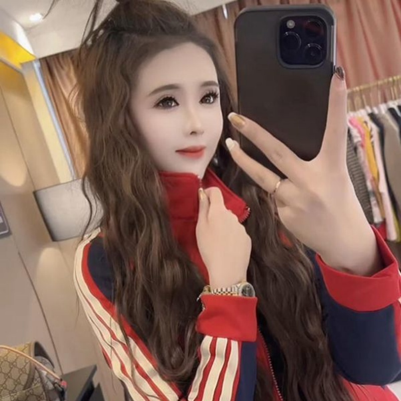 2025秋季新款洋气撞色休闲显瘦百搭立领欧货爆款棒球服短外套女潮