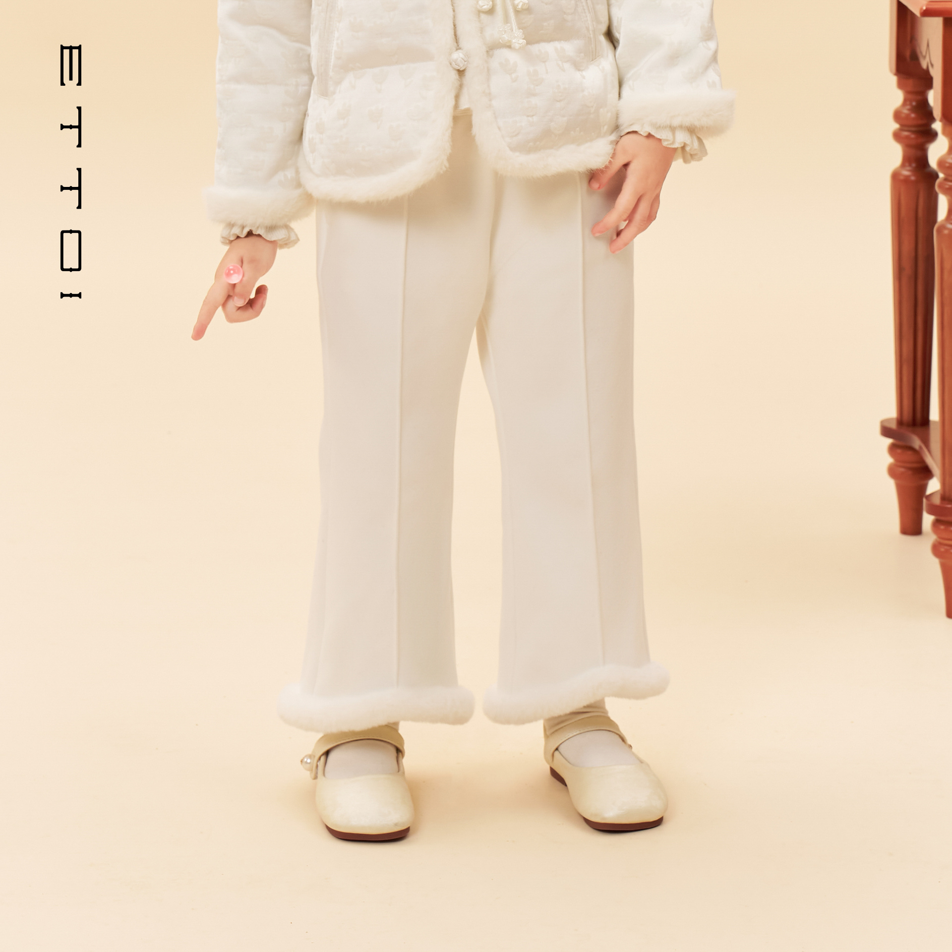 朗姿童装/ETTOI爱多娃女童新中式国风设计感微喇裤子2025冬季新款