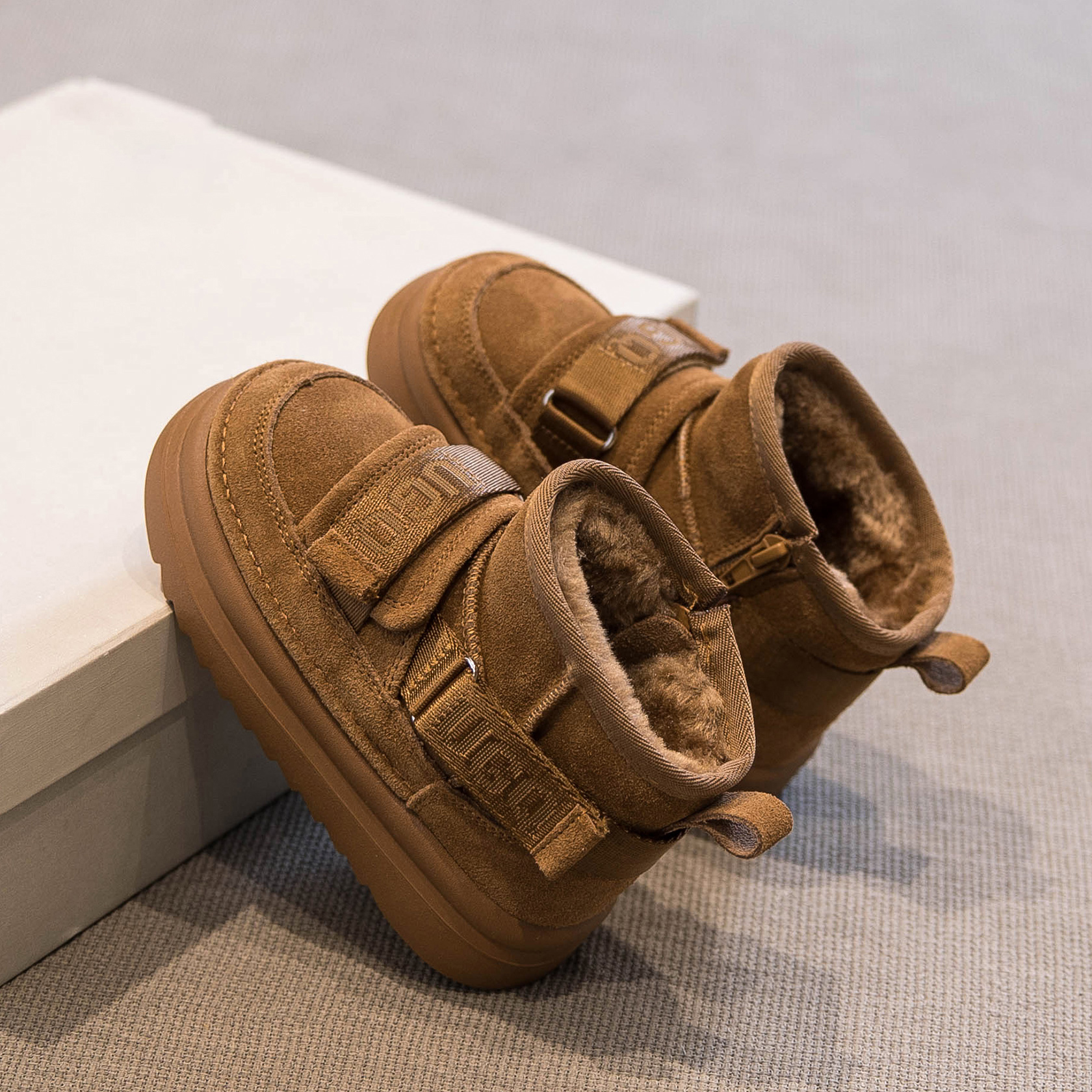 真皮儿童雪地靴加厚男孩雪地棉