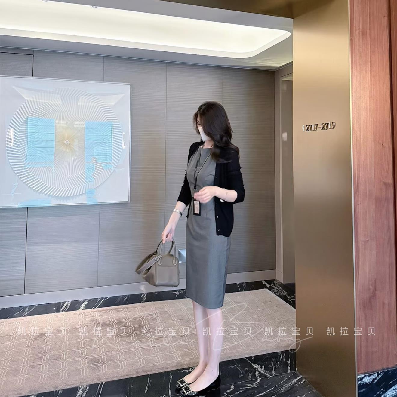 政律佳人法式无袖修身西