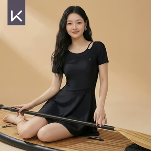 Keep女士浆板专用连体裙式泳衣防晒速干修身显瘦轻水上运动游泳衣