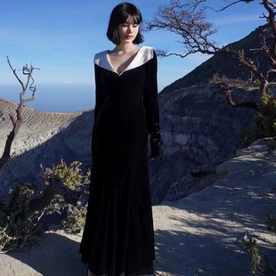 MSL小V领长裙秋季新款潮流服饰奢牌高级法式慵懒连衣裙丝绒小黑裙