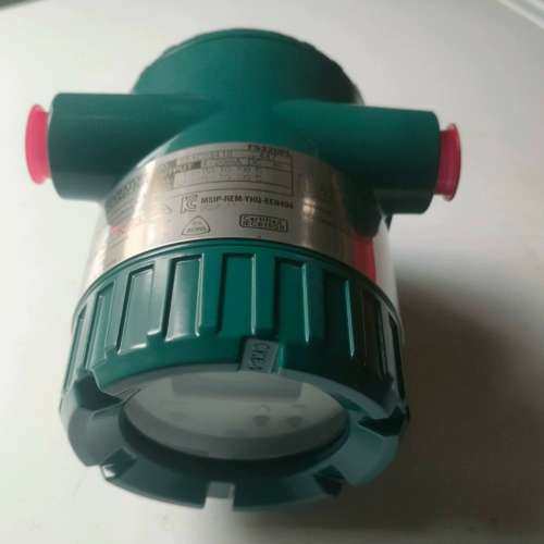 横河YOKOGAWA温度变送器YTA710，型号F9220PL，全新原装，议价