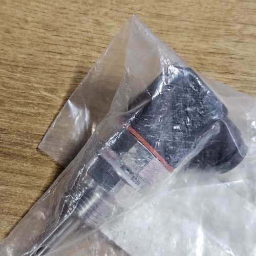 Danfoss MBT5250 084Z8011 PT100 ClassB 温度感测器全新现货议价