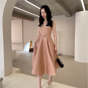 法式高端优雅时尚吊带蝴蝶结粉色丝毛真丝连衣裙子女2026新款秋季