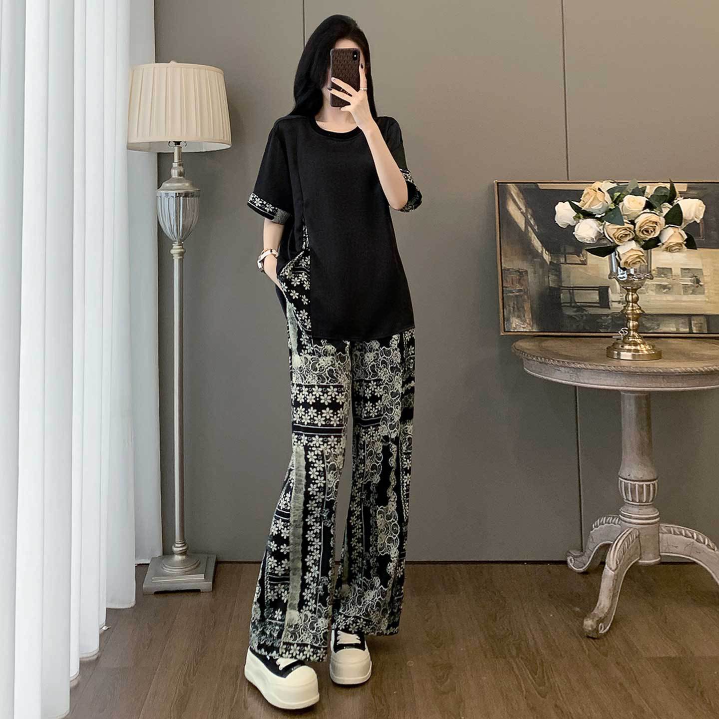 高级感超火穿搭一整套时尚复古显瘦黑色开叉短袖印花阔腿裤两件套