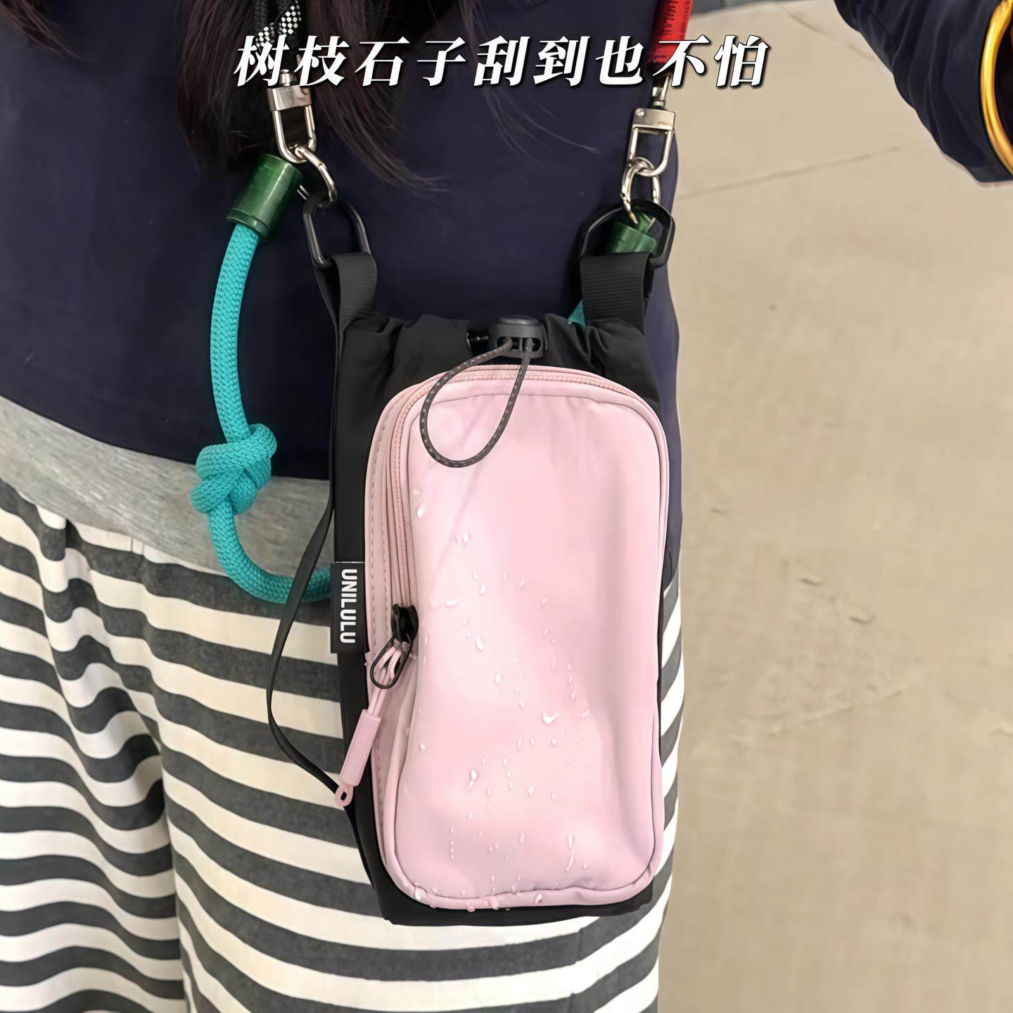 女轻便多功能小方斜挎包通勤包