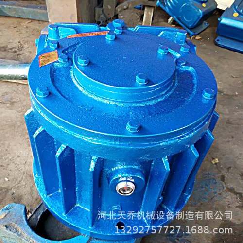 现货供应WHC系列圆弧齿蜗轮减速机软齿面铸铁壳蜗轮蜗杆减速机