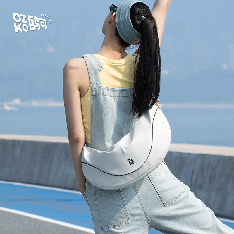 ozko饺子包斜挎包女运动健身包