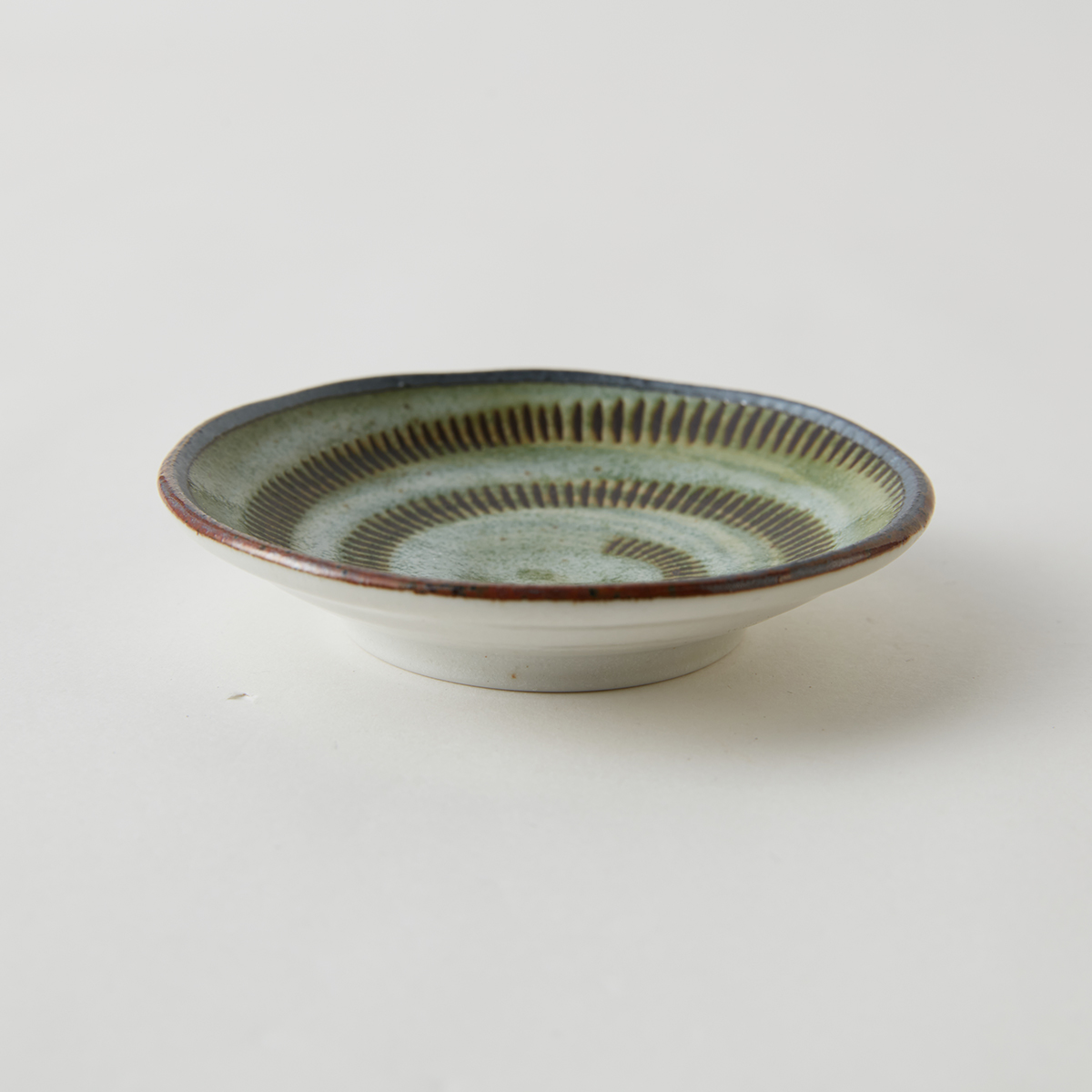 NITORI宜得利家居日本制轻量碗盘