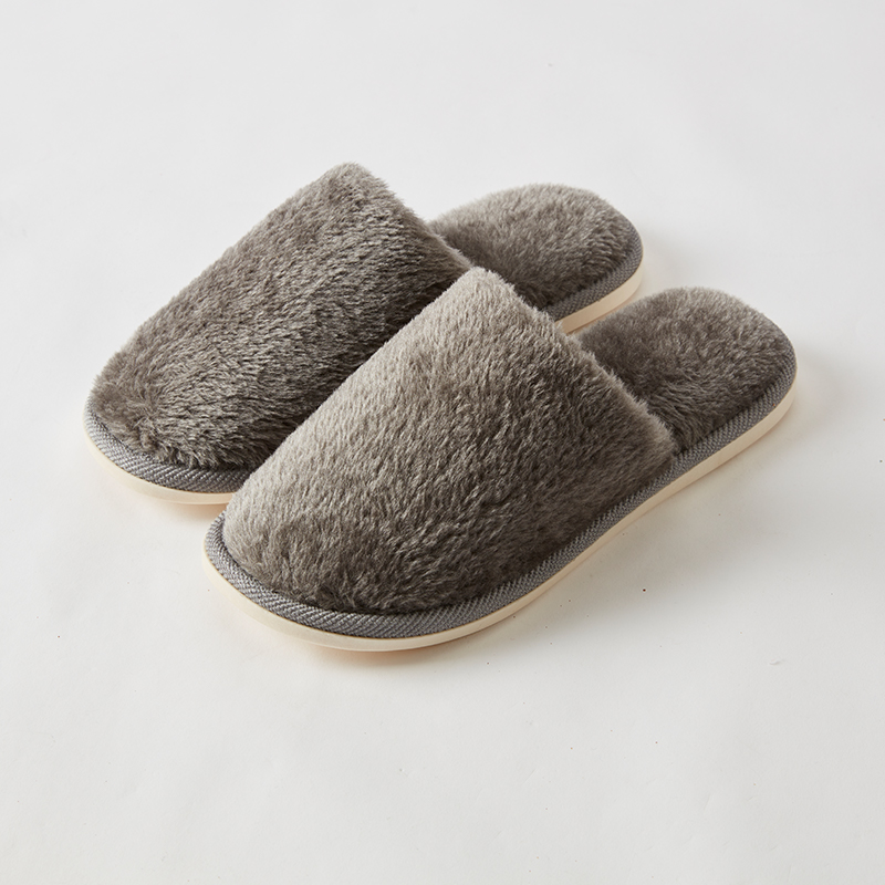 NITORI宜得利家居保暖平底毛拖鞋
