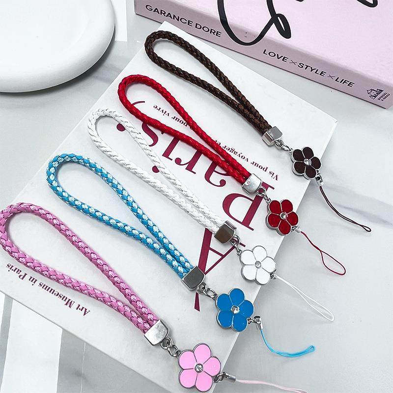 本命年手机链轻奢小众精致高级感马年手机链五叶花幸运草手机挂绳皮绳通用手机壳挂件手腕挂绳便携挂件挂饰,3C数码配件,手机挂件/手机链,淘宝优惠券,粉丝福利购,淘宝优惠卷