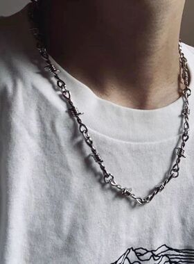 Small Wire Brambles Iron Unisex Choker Necklace Women