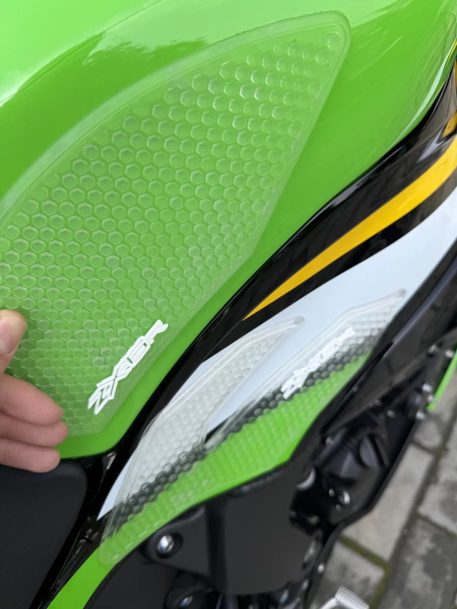 适用川崎 Ninja ZX6R 橡胶透明款油箱垫贴油箱保护贴2019-2025