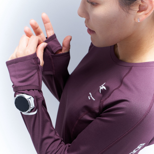 【新品】身体智慧女子飞羽隐焰加绒保暖圆领长袖吸湿速干跑步T恤