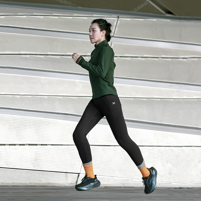 BODYWIT身体智慧刺客女抓绒立领跑步风衣加绒保暖透气防风雨外套