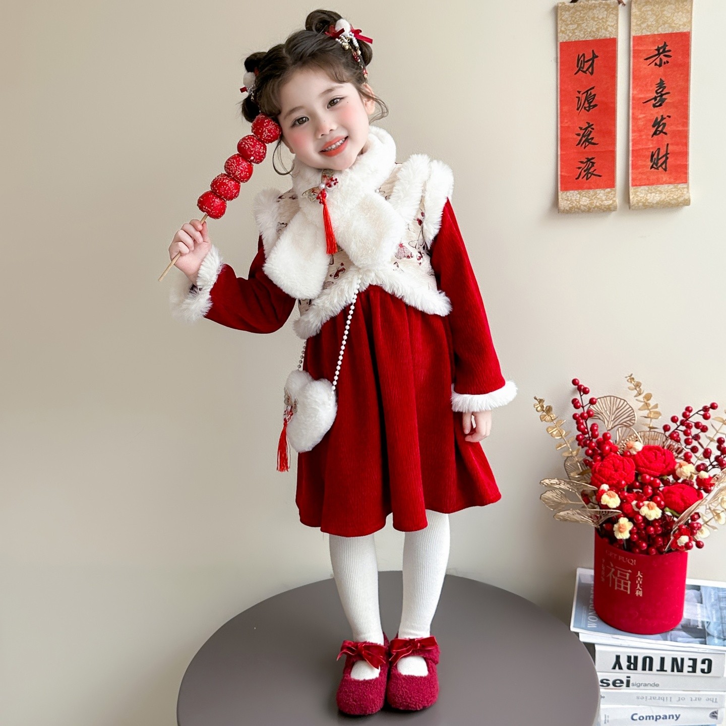 汉服女童拜年服国风加绒连衣裙冬季2026新款儿童中式过年喜庆衣服