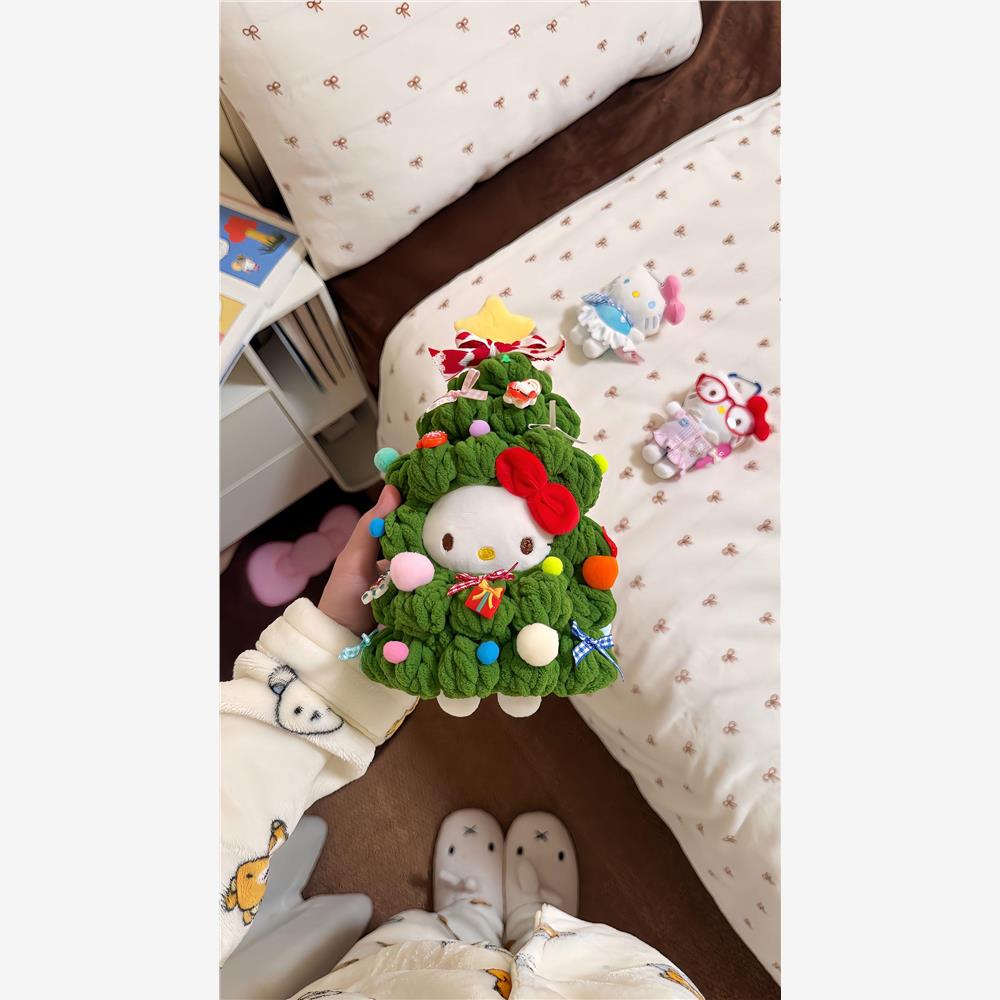 可爱kt猫圣诞树钩织毛线