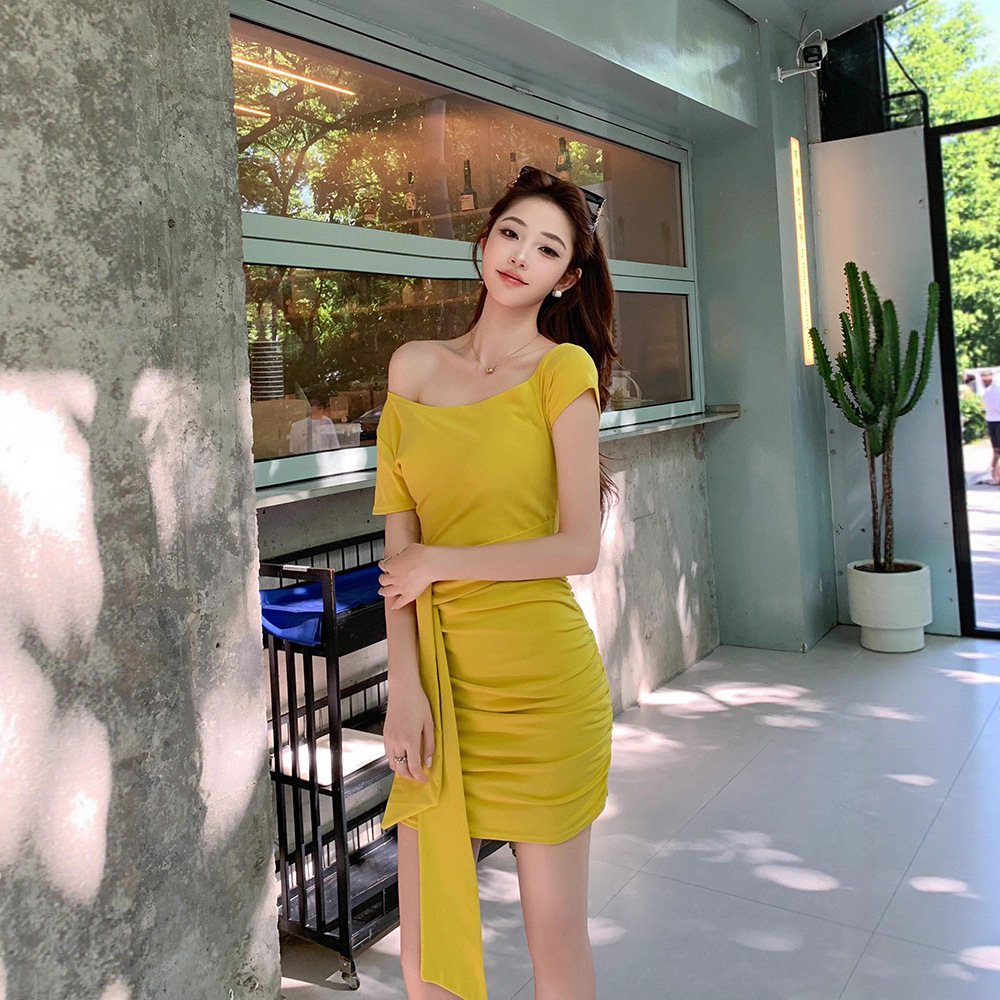 云织引 2025纯欲风斜肩短袖T恤连衣裙女小个子露肩绑带辣妹修身