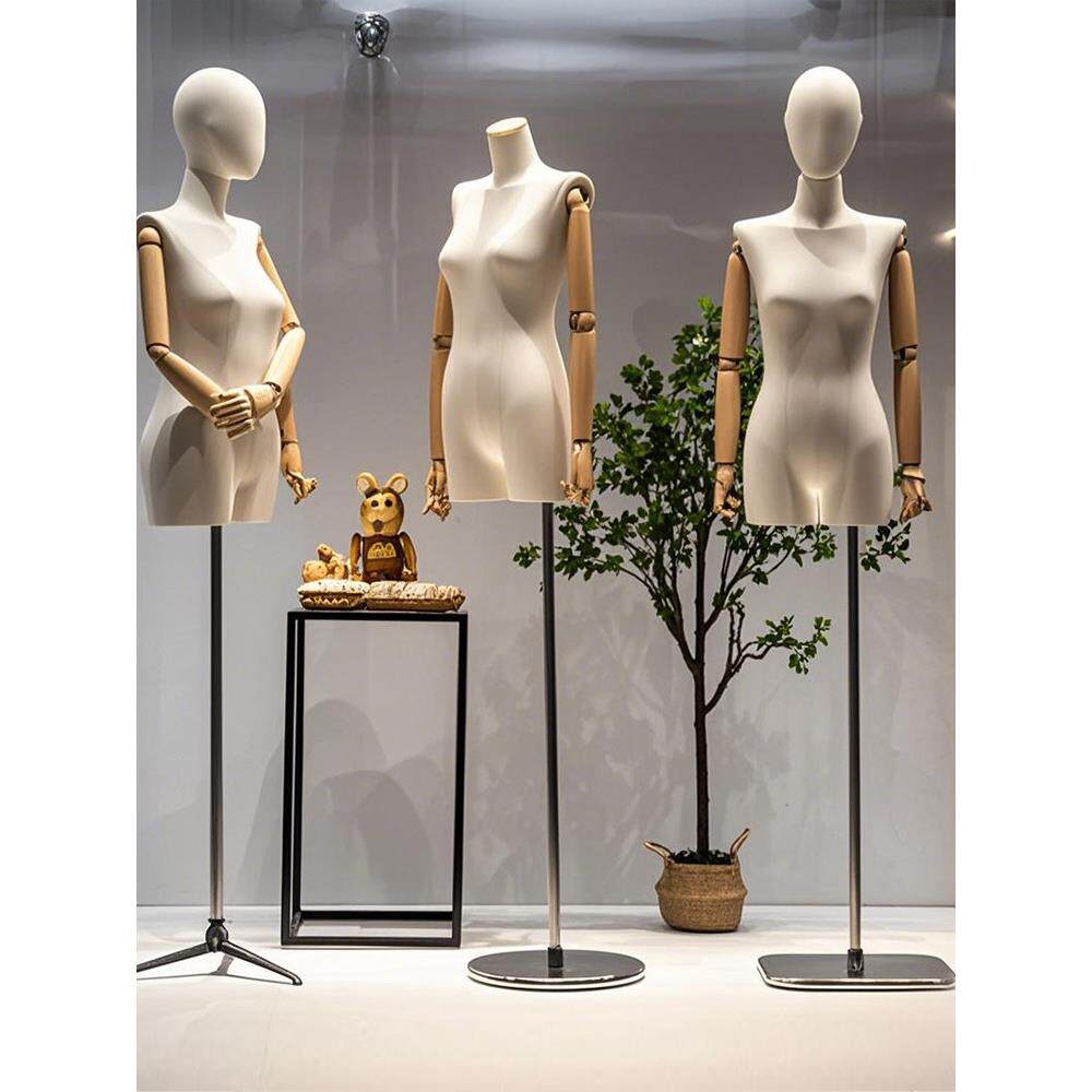 新款韩版少女模特道具半全身服装店橱窗陈列人偶小胸模特展示架