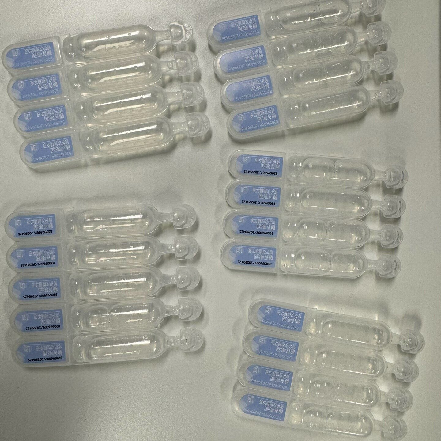 颐莲嘭润修护次抛日抛精华液补水次抛精华