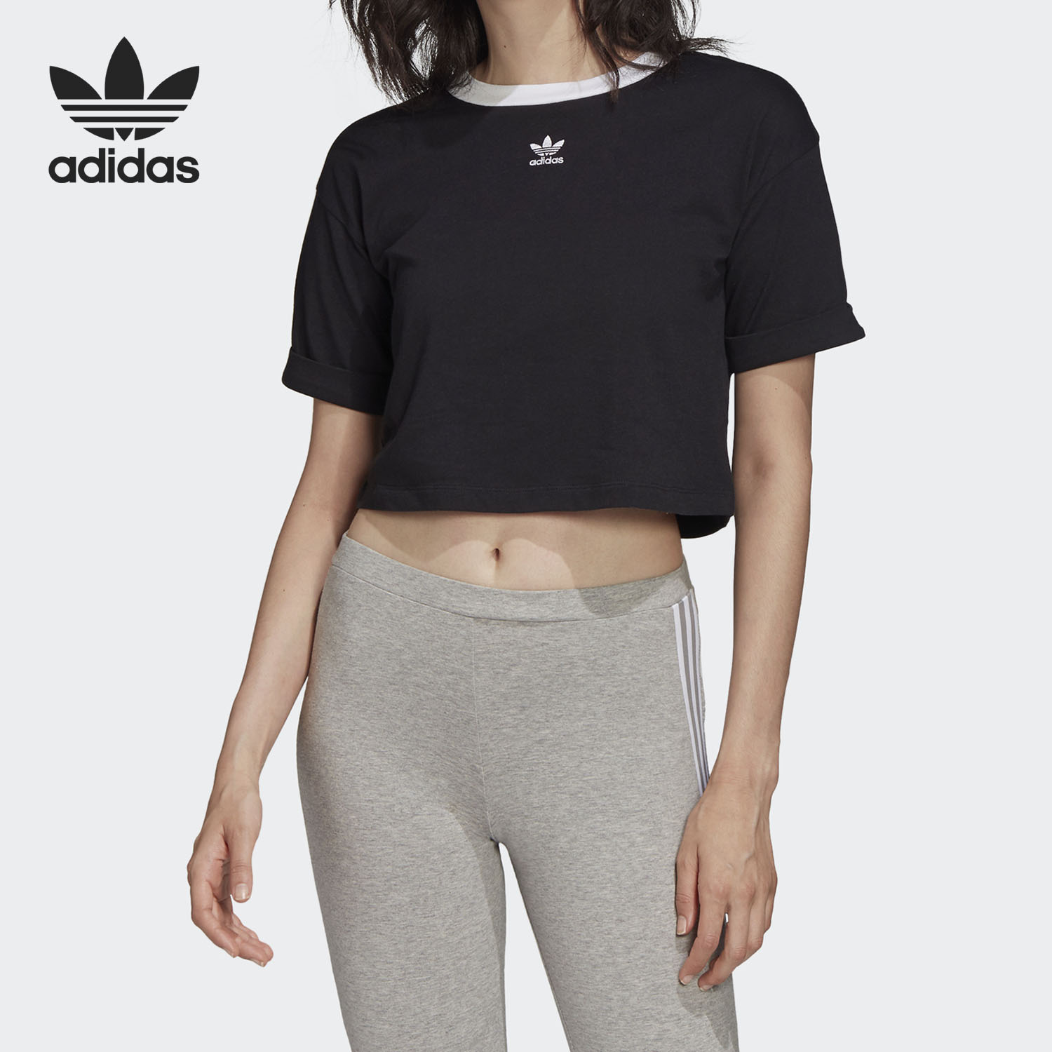 阿迪达斯三叶草女子运动T恤