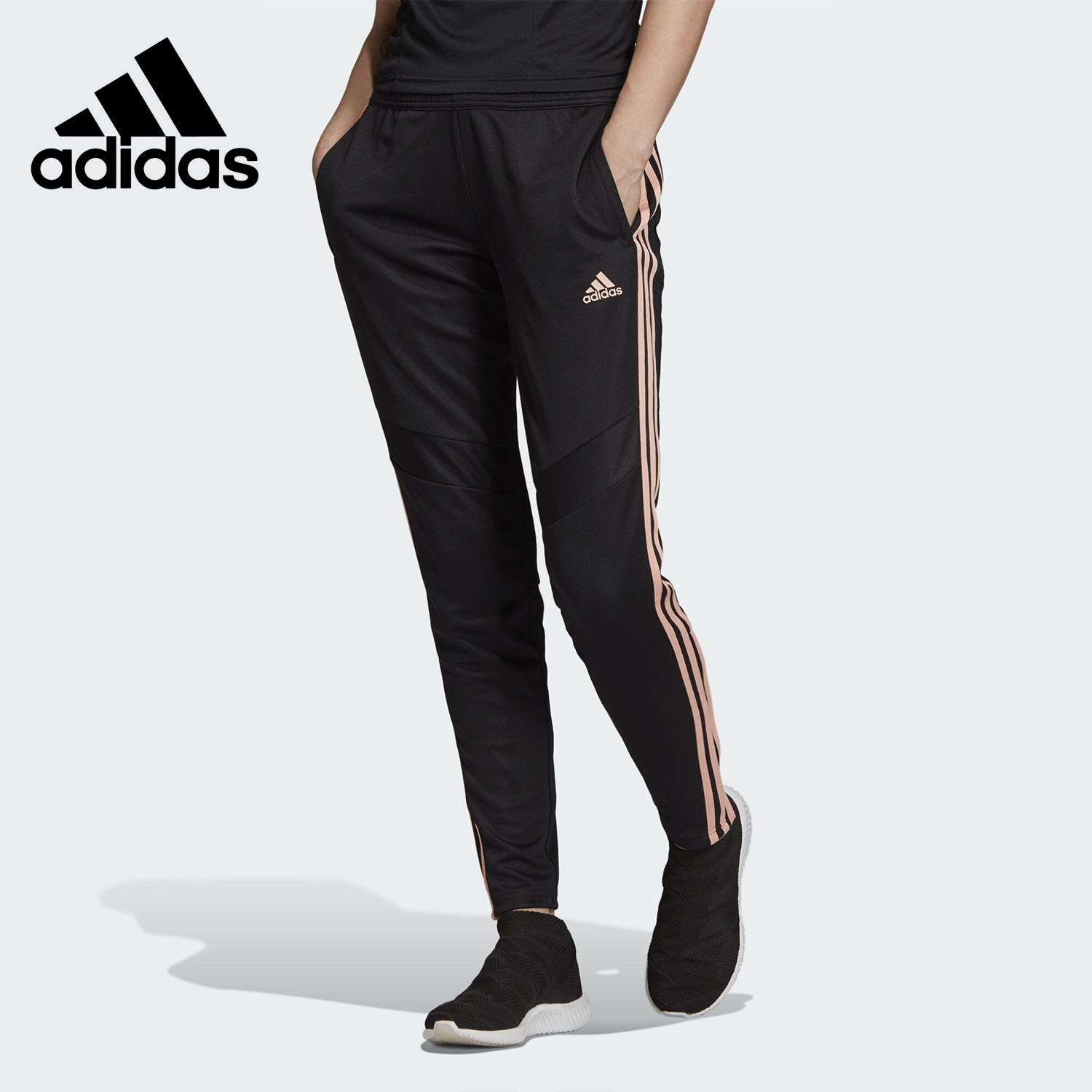 Adidas/阿迪达斯黑色运动裤