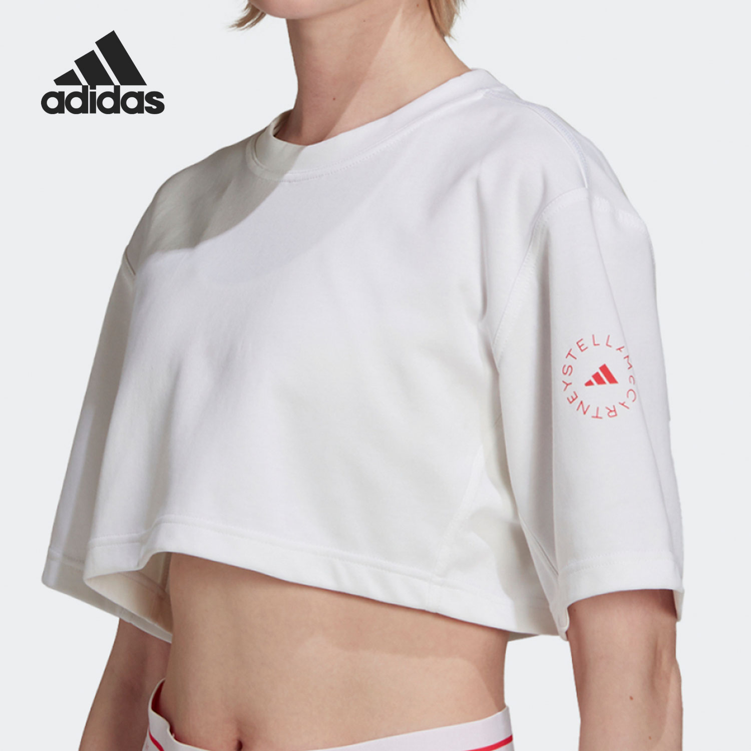 Adidas/阿迪达斯官方正品SMC 女子短款宽松运动短袖T恤 GT9455