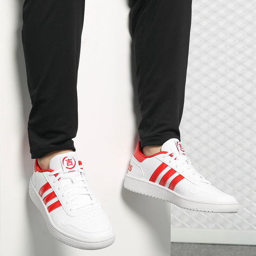 休闲板鞋Adidas/阿迪达斯