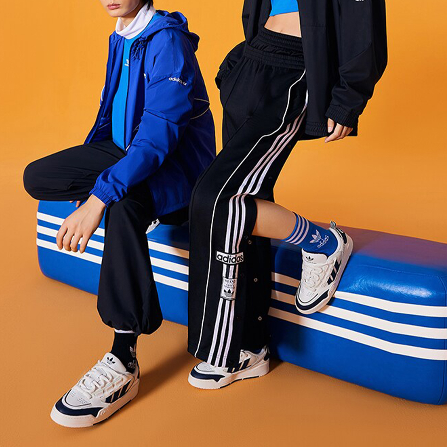 透气耐磨系带运动休闲鞋