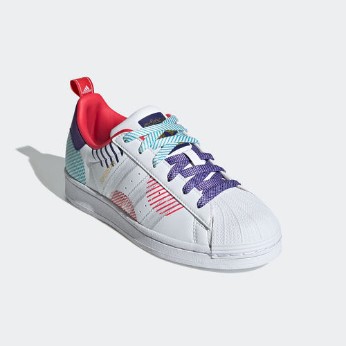 adidas阿迪达斯运动鞋