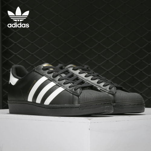 Adidas/阿迪达斯低帮运动鞋