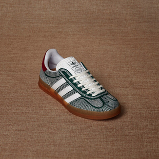 男女款 新款 系带时尚 别致经典 IG1456 Adidas 板鞋 阿迪达斯官方正品