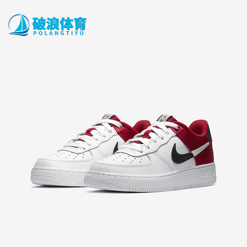 耐克低帮拼接休闲板鞋