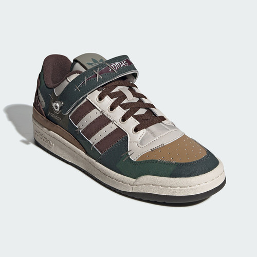 系带板鞋低帮（帮高小于10cm)