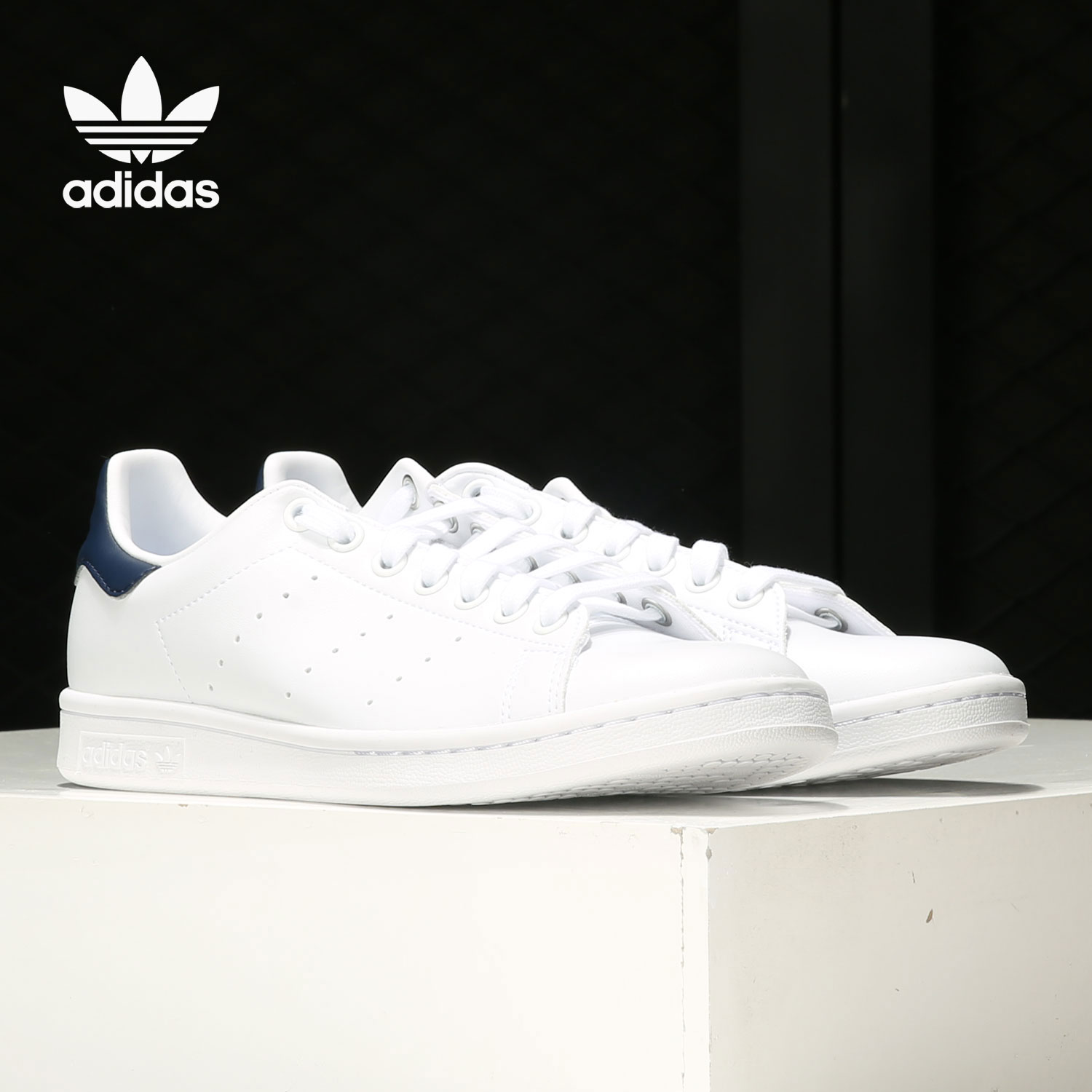 Adidas/阿迪达斯运动休闲鞋