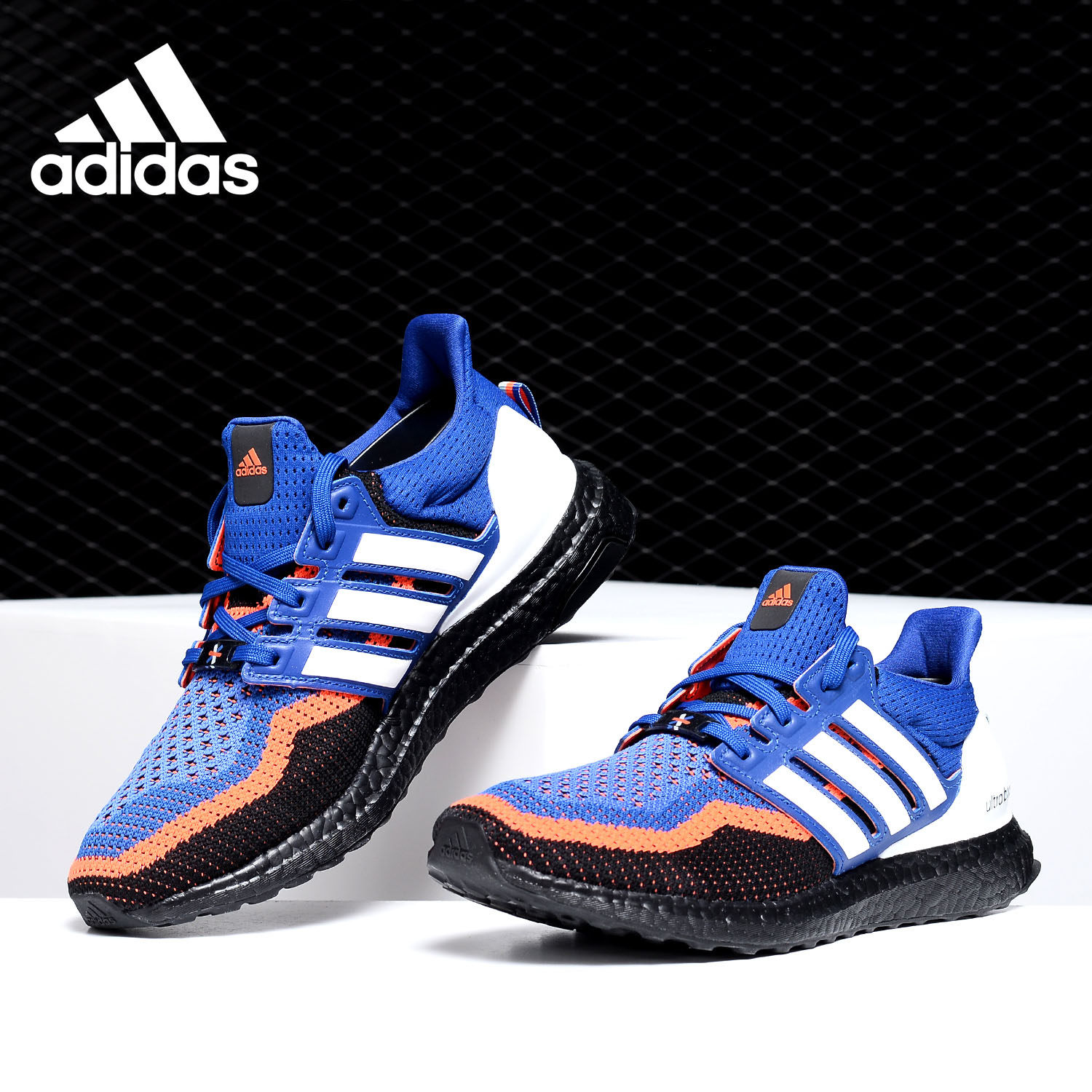 阿迪达斯正品减震透气跑步鞋