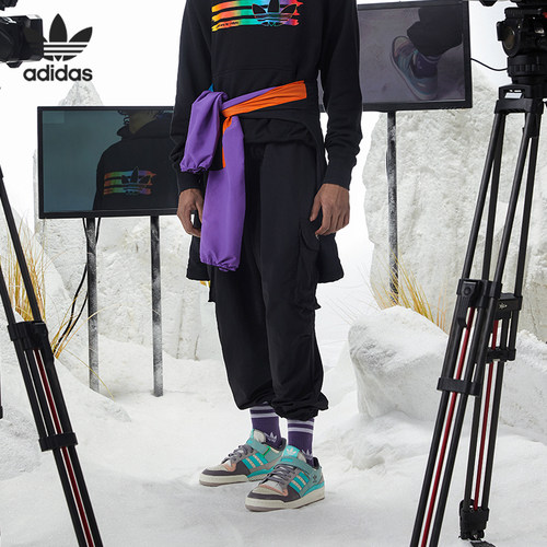 车缝线系带板鞋Adidas阿迪达板鞋