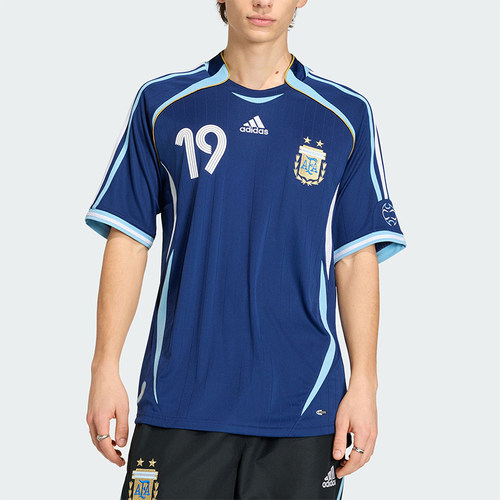 Adidas/阿迪达斯正品夏季男士透气复古足球球衣运动短袖T恤JN3709